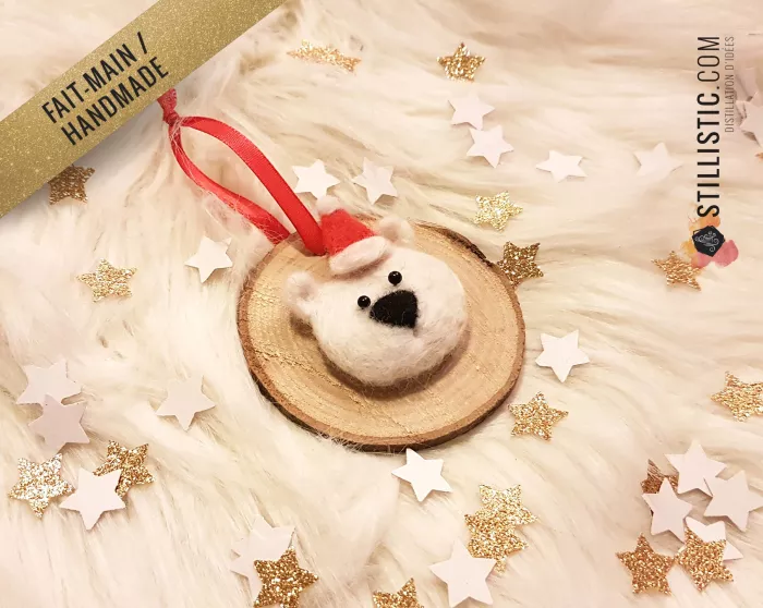 Décoration sapin de Noël Naturel Ours polaire Fait-main bois et laine feutrée à l'aiguille
