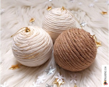 Boule de Noël Coton écru et or incassable éco-responsable