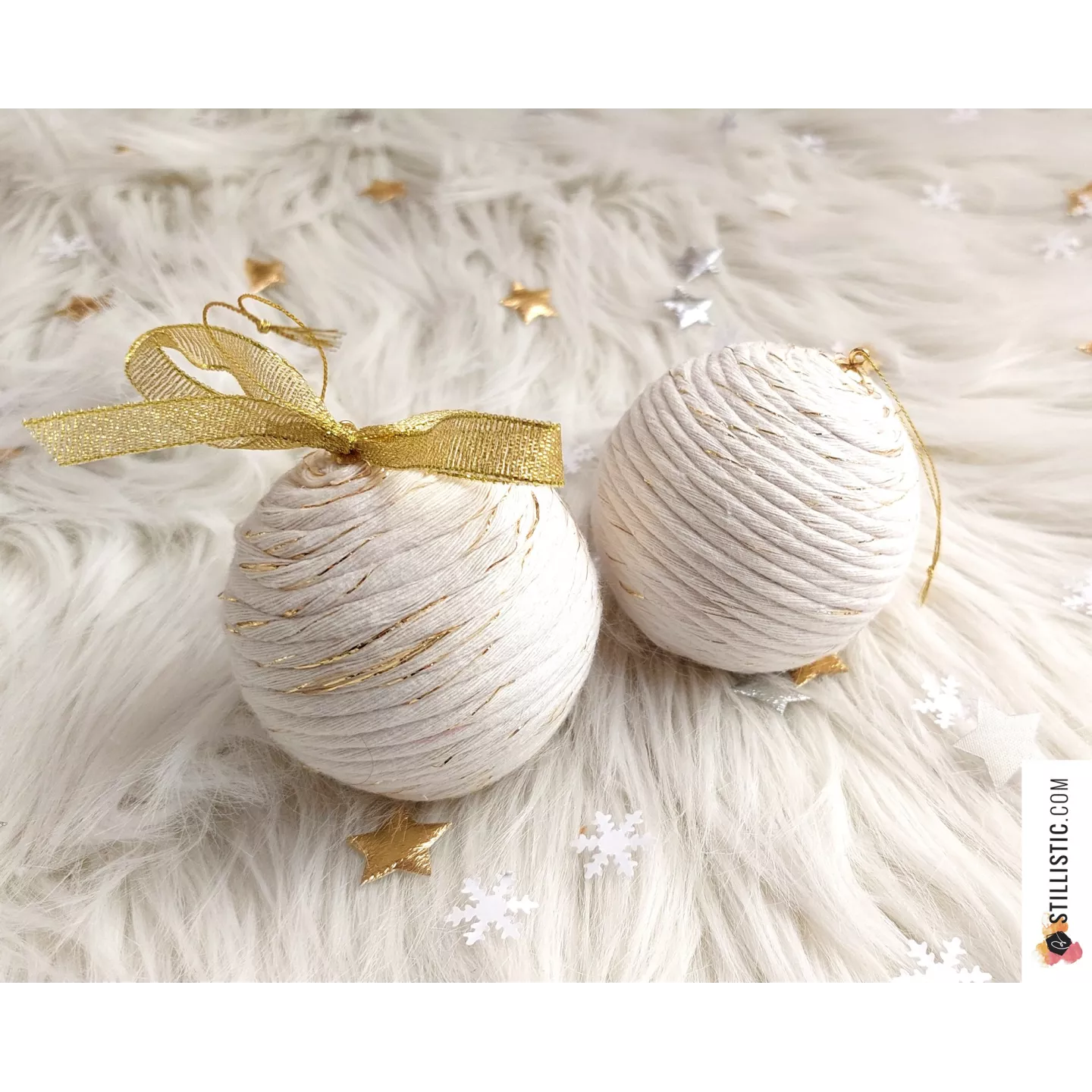 Boule de Noël Coton écru et or incassable éco-responsable