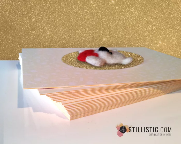 Carte de voeux dorée grand format Décoration chambre Saint-Valentin Fête des Mères Ours polaire et coeur laine feutrée + envelop