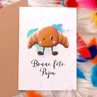 *** FETE DES PAPAS ***

Après les mamans, c'est au tour des Papas ! Alors pourquoi ne pas lui offrir une des nouvelles cartes à planter à message qui sont arrivées sur la boutique ?! 

Quelle que soit l'occasion (pour la fête des pères mais aussi, les anniversaires, remercier les maîtres, maîtresses, atsem et nounous pour la fin d'année scolaire ...), choisissez l'illustration qui vous plait et le texte que vous souhaitez voir dessus (ex : bonne fête papa) ! Le tout sera alors imprimé à la demande, sur du papier ensemencé (contient des graines de fleurs sauvages), pour réduire un peu les déchets et l'impact sur la planète.

Alors, quel est votre motif préféré ?

***

#stillistic #FaitMainAvecAmour #CadeauxOriginaux #creatrice #EcoFriendly #InstaShopping #promo #fetedesperes #fetedespapas
#fetesdesperes2025 #zerodechet
#bonnefetepapa #artisanat #faitmain #deco #handmadeisbetter
